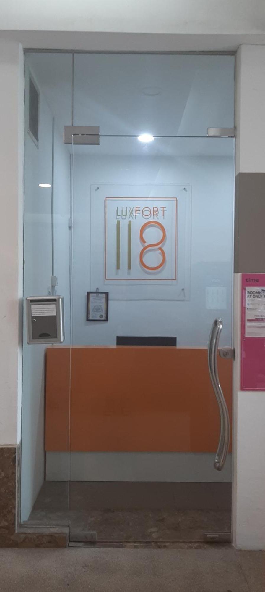 Luxfort 118 Service Suites Tanjung Tokong Екстериор снимка