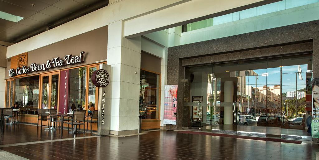 Luxfort 118 Service Suites Tanjung Tokong Екстериор снимка